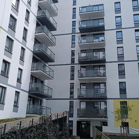 Apartment Z Ogrodkiem Na Warszawskiej Woli Warschau Buitenkant foto
