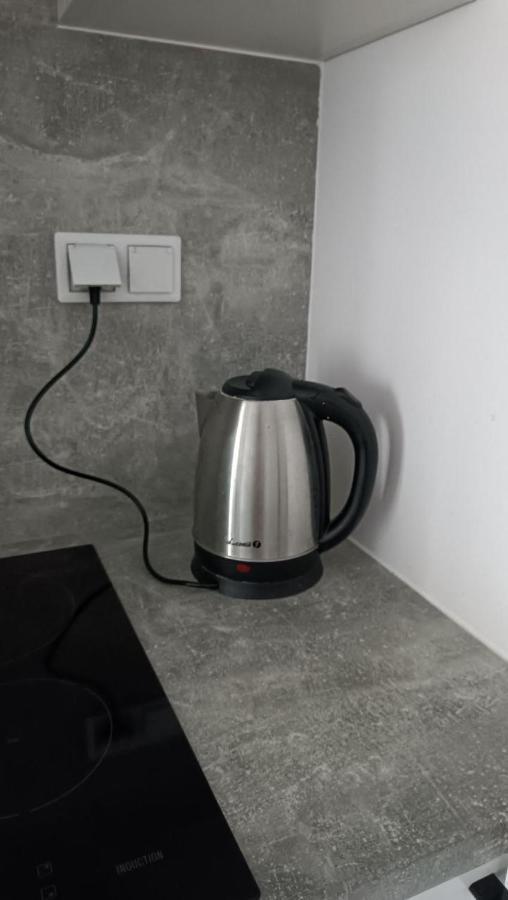 Apartment Z Ogrodkiem Na Warszawskiej Woli Warschau Buitenkant foto